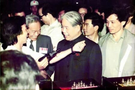 Nguyên Tổng Bí Thư Đỗ Mười tham quan công ty
